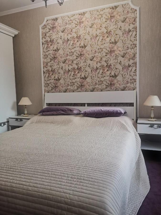 Luxury Apartment Amalfi 300 M From The Beach Варна Екстер'єр фото